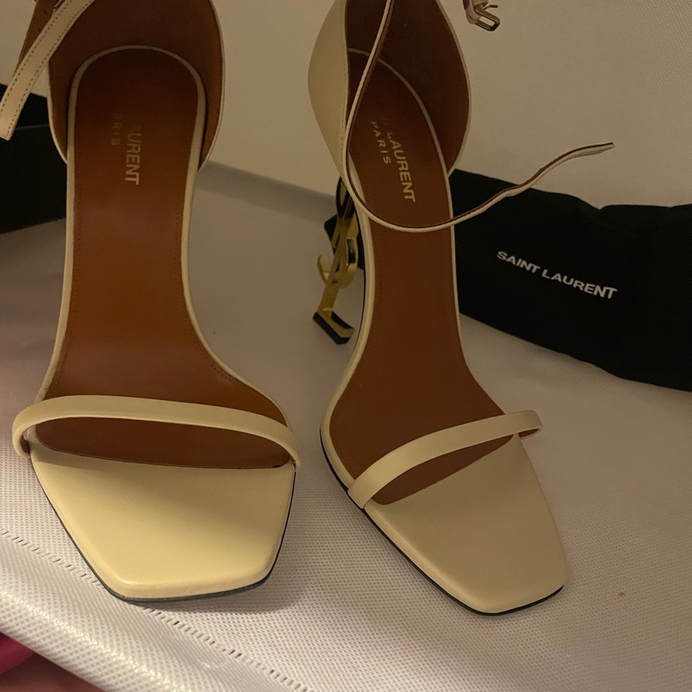 Opyum 110 Saint Laurent Cream Heels with High Stiletto size 41